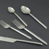 Flatware set of 20 Pieces Silver Design Unique Handle Stainless Steel - Image 2